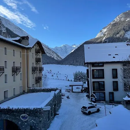 Casa Gran Paradiso アパート コー​​ニュ